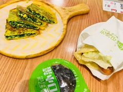 -甲乙饼·北京手工肉饼(西直门凯德茂店)