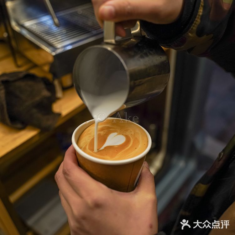 在慈溪银泰百货偶遇园艺师的咖啡车｜咖啡🉑️