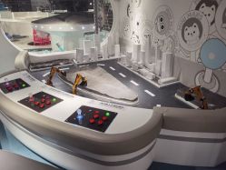 -MINI MARS KIDS CLUB亲子家庭中心(长宁天山店)
