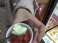 草莓布丁-布歌东京(德基BHG店)