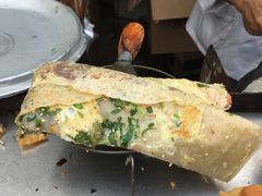-正宗杂粮煎饼香软鸡蛋饼