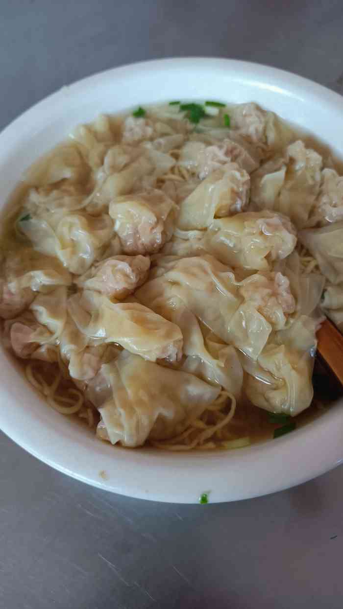 崖口云吞-"09 崖口云吞 09 99游客必吃的崖."-大众点评移动版