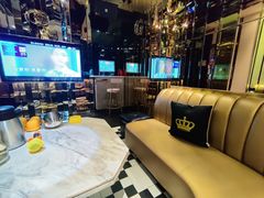 -乐潮汇时尚量贩式KTV(嘉业国际城购物中心店)