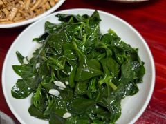 -芦茨金富饭庄·25年老字号·专做稻草鸡