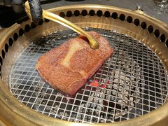-铭牛烧肉·和牛海鲜自助(高新月牙湖店)