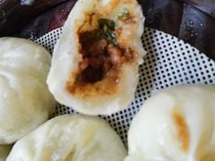 -李与白包子铺(桐梓林店)
