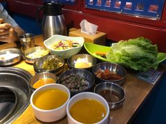 -老炉家木炭烤肉(长江国际店)