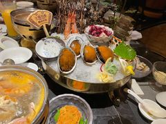 -半岛翡丽海鲜自助餐厅(观风亭店)