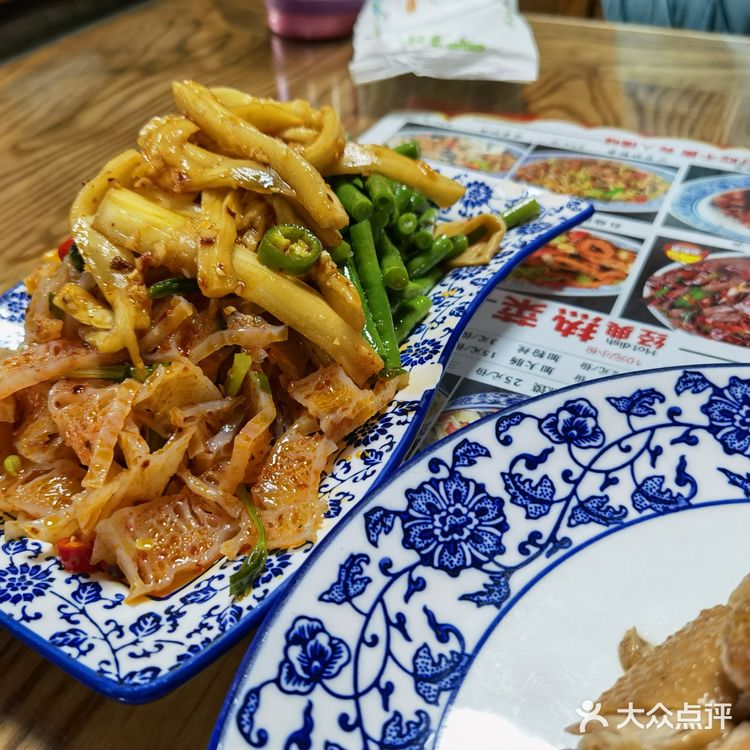 这家葫芦头不光泡馍好吃还有几道招牌菜是别家吃不到