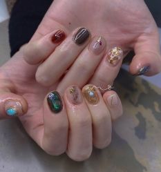 -Momo nail 日系美甲