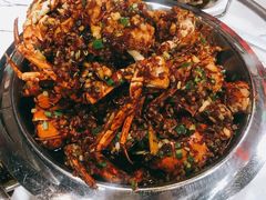 -凤凰路何眼镜香辣蟹(花果园店)