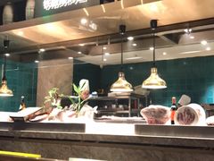 -半岛翡丽海鲜自助餐厅(观风亭店)