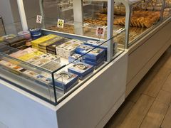 -好利来(高新枫叶广场店)