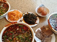 -瑞德摩尔美食街