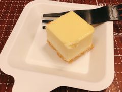 -坤思特1688咖啡(五洲花城店)