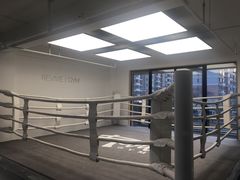 -EFL巴西柔术·综合格斗·泰拳·少儿体能训练(虹桥德必馆)