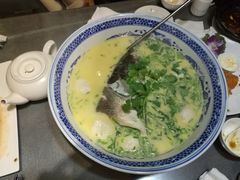 -南京金牛湖巨碗鱼头