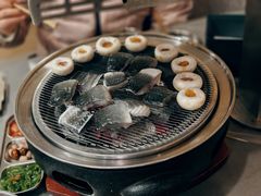 -围炉肉舍•炭烤活鳗•丹东海鲜烤肉(步行街店)