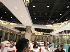 -伊和园清真餐饮
