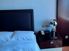 -上海龙之梦万丽酒店