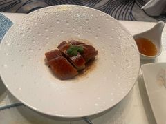 脆皮深井烧鹅-东海朗廷酒店-唐阁T’ANG COURT 中餐厅