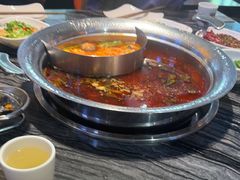 -老船舫·现做活鲜鱼馆(东郊记忆店)