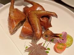 玻璃脆皮乳鸽-福院