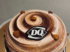 蒙布朗栗子风味蛋糕冰淇淋-DQ·蛋糕·冰淇淋(手工定制蛋糕SM广场店)