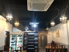 -老谭虾王蟹皇·龙虾·烧烤(蝴蝶湾店)