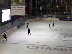 -冠军冰场CHAMPION RINK(凯德广场店)