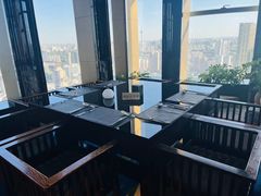 -唐拉雅秀酒店-西锦汇空中BBQ·思创餐厅