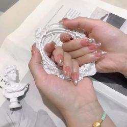 -十月·日式美甲美睫·纹眉