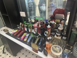 -老男孩男士理容馆·理发·烫染·修面