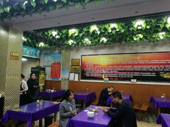 大堂-慷富羊肉饸饹