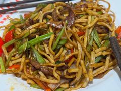 -牛吃草牛肉面(甬港南路店)