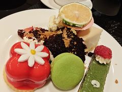 -圣丰索菲特·2 On 988 Café 自助餐厅