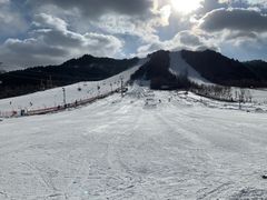 -辽阳弓长岭温泉滑雪场