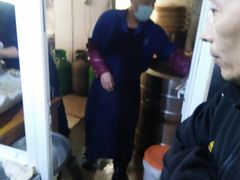 -老东门糁烫面角总店