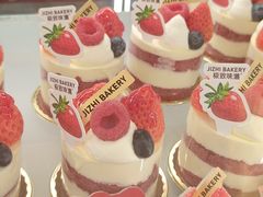 -极致味道动物奶油生日蛋糕(时尚店)