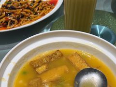 -王府井酒店(金桥港湾店)