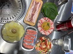 -马路牙子烧烤音乐酒馆(望京店)