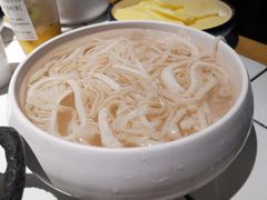 -瓜西西重庆火锅(花溪店)