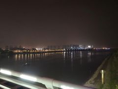 -南京眼步行桥