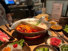 -湊湊火锅·茶憩(杭州湖滨银泰in77店)