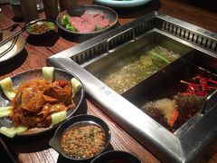 -老牌坊云南鱼豆花火锅(嵩山店)