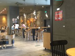 用餐区-星巴克臻选(舟山凯虹广场店)