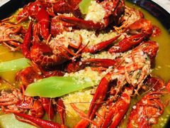 -沪小胖小龙虾(淮海中路旗舰店)