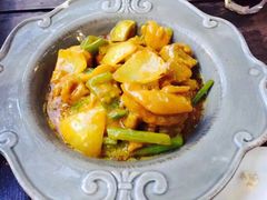 菠萝椰汁咖喱鸡-Local泰莲庭(虹鳟鱼店)