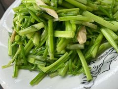 -七的湖·晚芳亭·阳澄湖农家菜·大闸蟹(莲花岛店)