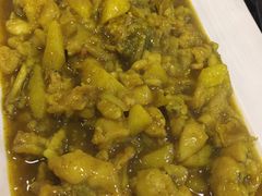 -虾弄弄海派小龙虾·牛羊蝎子火锅